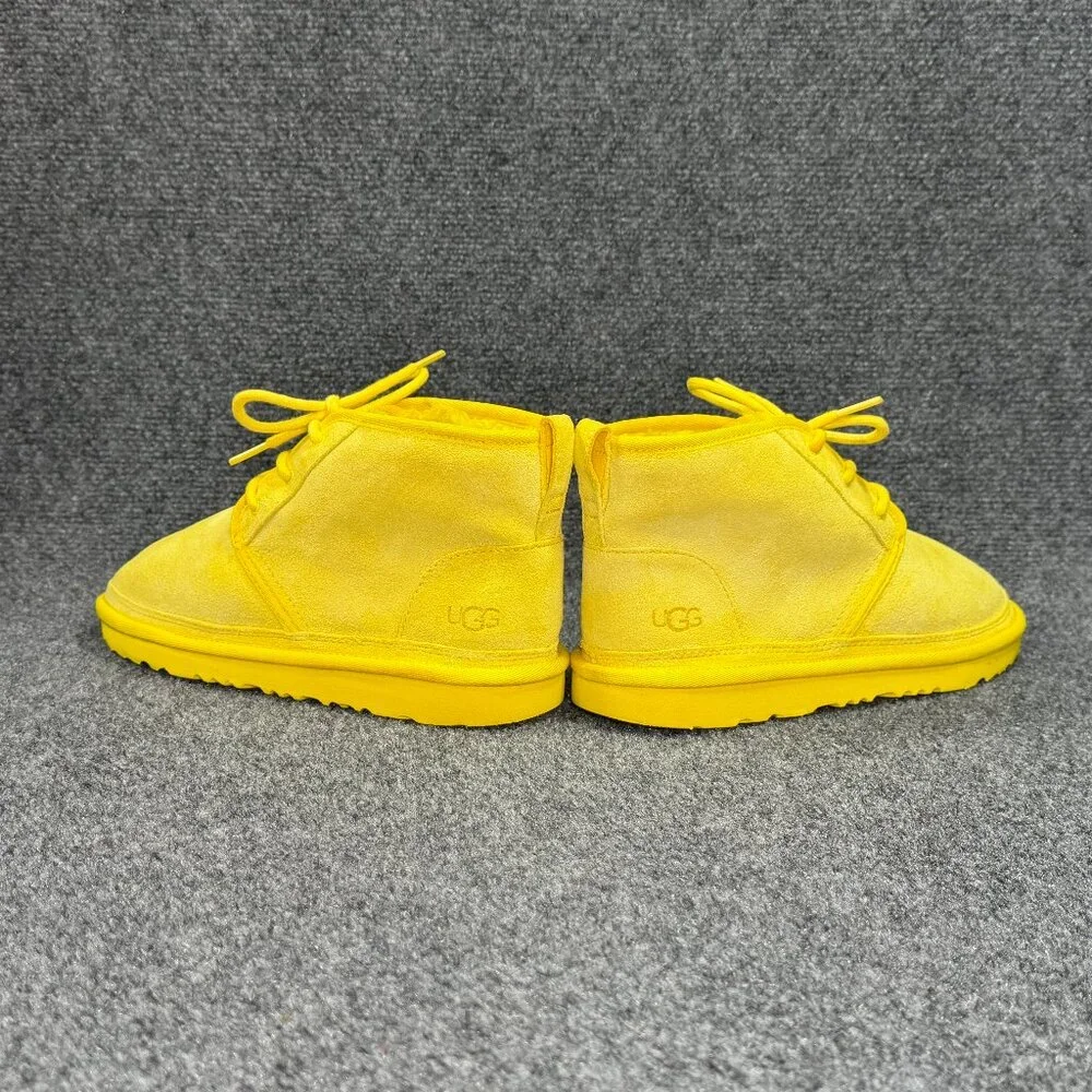UGG Neumel II Boot Girl's Size‎ 6 Yellow Suede Mid Lace Chukka Winter Sneakers